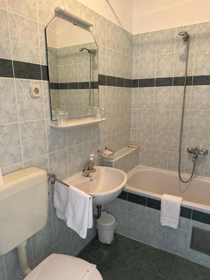 Longa Rooms Sibenik Bagian luar foto