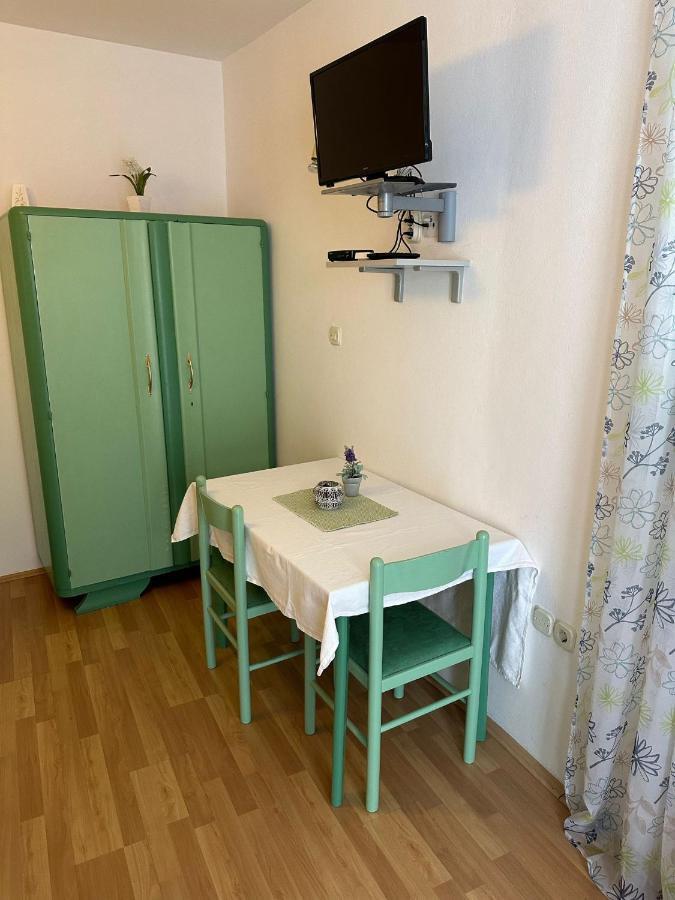 Longa Rooms Sibenik Bagian luar foto